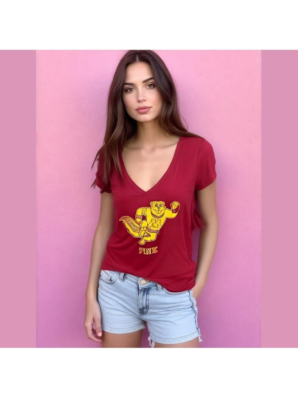 VS PINK 5th & Ocean V-Neck T-Shirt - University of Minnesota - - Size S - Picture 1 of 3